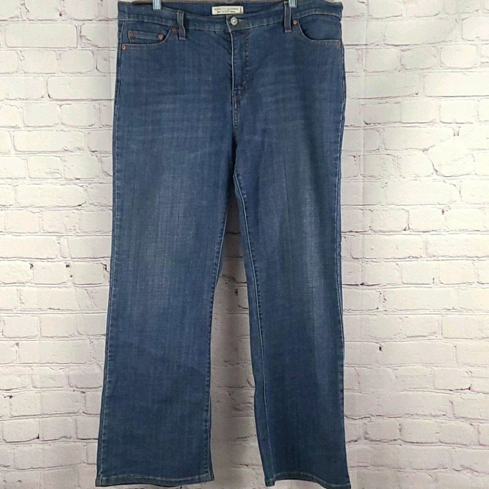 Levi's Perfectly Slimming Boot Cut 512 Jeans sz 18